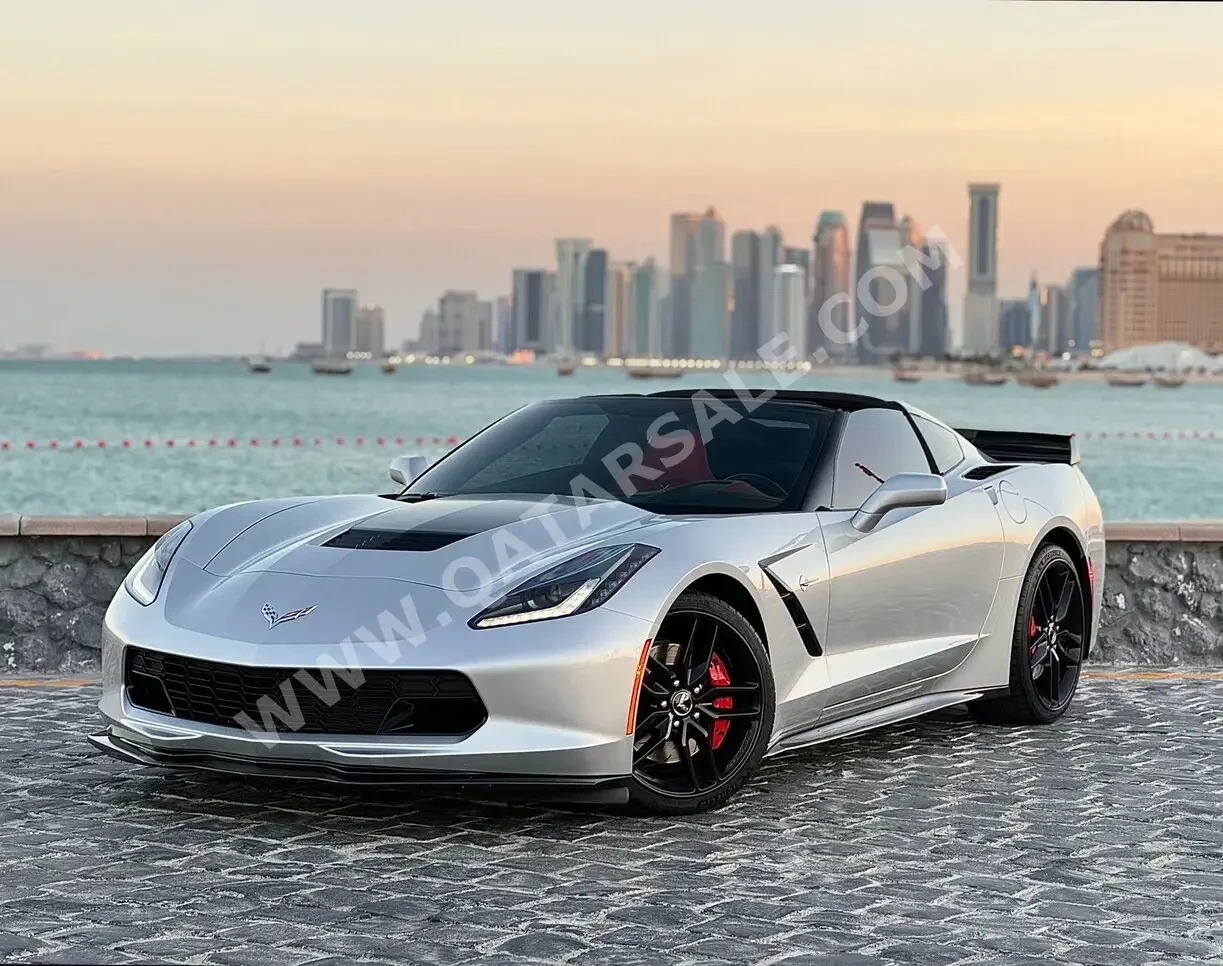 Chevrolet  Corvette  C7  2015  Automatic  69,000 Km  8 Cylinder  Rear Wheel Drive (RWD)  Coupe / Sport  Silver