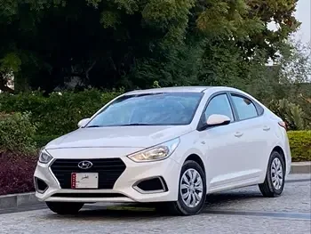 Hyundai  Accent  1.6  2019  Automatic  113,000 Km  4 Cylinder  Front Wheel Drive (FWD)  Sedan  White