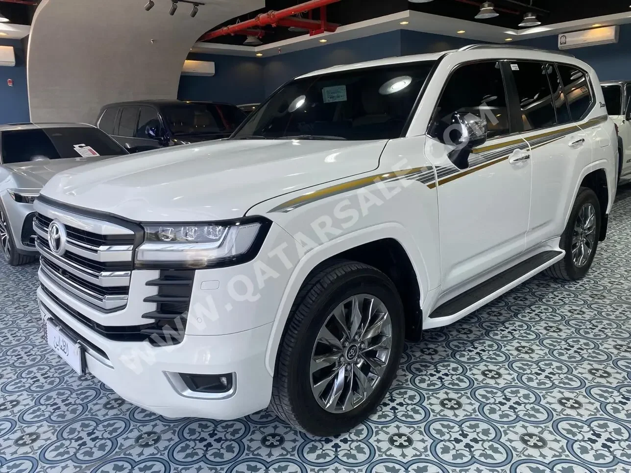 Toyota  Land Cruiser  VX Twin Turbo  2022  Automatic  39,000 Km  6 Cylinder  Four Wheel Drive (4WD)  SUV  White  With Warranty