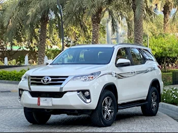 Toyota  Fortuner  2020  Automatic  77,000 Km  4 Cylinder  All Wheel Drive (AWD)  SUV  White