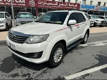 Toyota  Fortuner  SR5  2014  Automatic  187,000 Km  6 Cylinder  Four Wheel Drive (4WD)  SUV  White