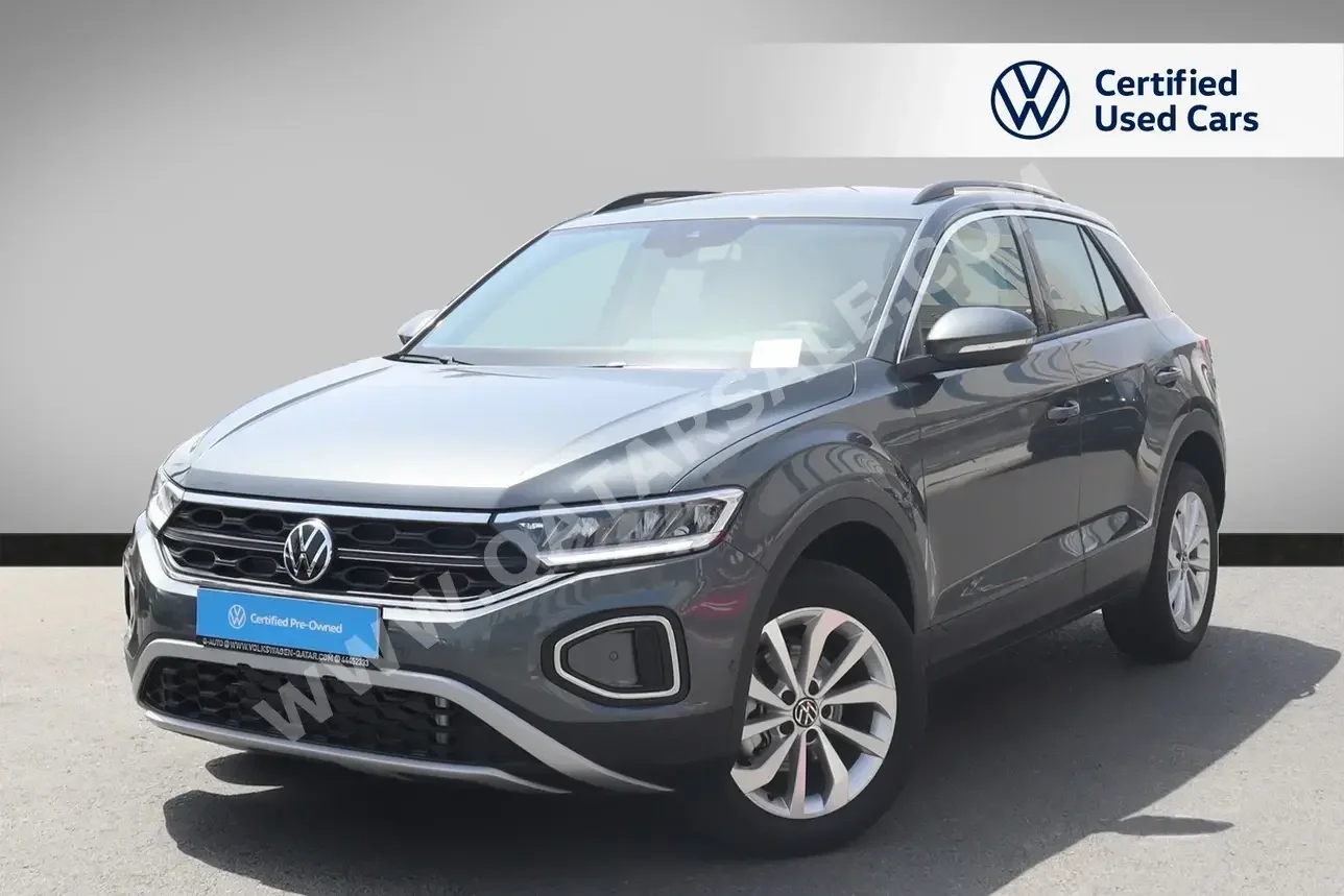 Volkswagen  T-Roc  2024  Automatic  30 Km  4 Cylinder  Four Wheel Drive (4WD)  SUV  Gray  With Warranty