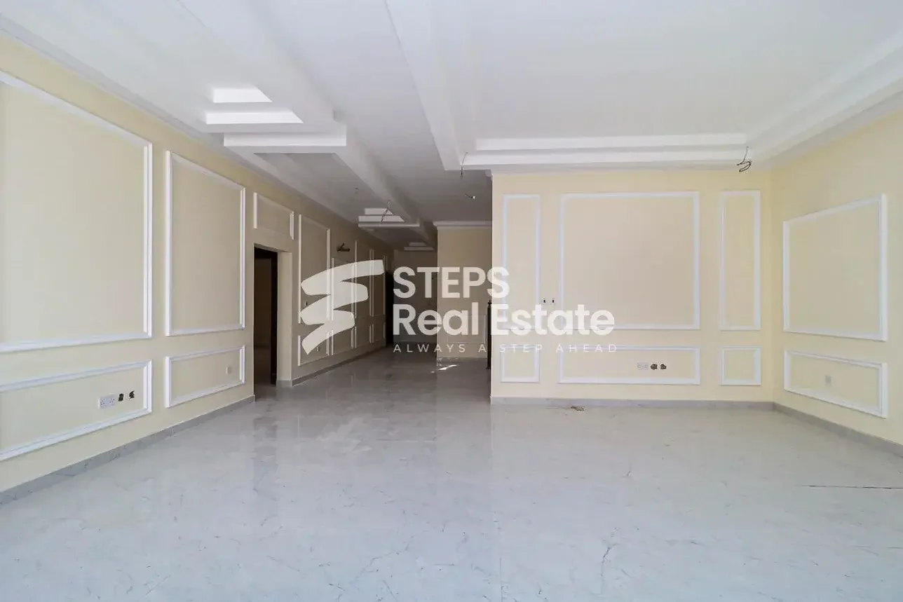 Family Residential  Not Furnished  Al Rayyan  Izghawa  9 Bedrooms