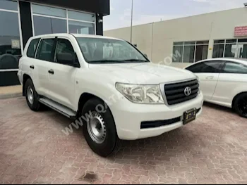 Toyota  Land Cruiser  G  2011  Automatic  174,000 Km  6 Cylinder  Four Wheel Drive (4WD)  SUV  White