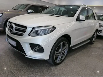 Mercedes-Benz  GLE  400  2016  Automatic  83,000 Km  6 Cylinder  Four Wheel Drive (4WD)  SUV  White