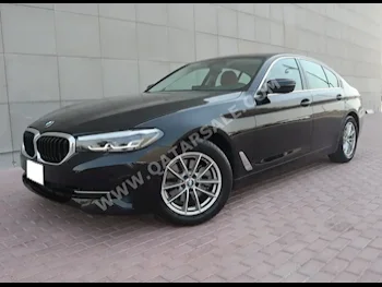 BMW  5-Series  520i  2023  Automatic  12,000 Km  4 Cylinder  Front Wheel Drive (FWD)  Sedan  Black  With Warranty