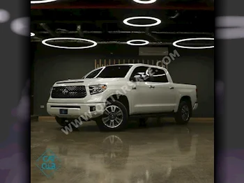 Toyota  Tundra  Platinum  2021  Automatic  40,000 Km  8 Cylinder  Four Wheel Drive (4WD)  Pick Up  White