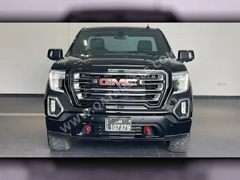 GMC  Sierra  AT4  2022  Automatic  19,900 Km  8 Cylinder  Four Wheel Drive (4WD)  Pick Up  Black