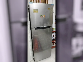 Samsung  Top Freezer Refrigerator  Gray