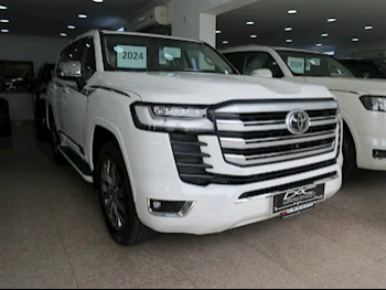  Toyota  Land Cruiser  VXR Twin Turbo  2024  Automatic  0 Km  6 Cylinder  Four Wheel Drive (4WD)  SUV  White  With Warranty