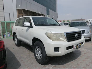 Toyota  Land Cruiser  G  2013  Automatic  39,000 Km  6 Cylinder  Four Wheel Drive (4WD)  SUV  Pearl