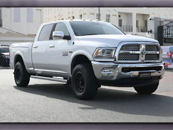 Dodge  Ram  2500  2015  Automatic  325,000 Km  8 Cylinder  Four Wheel Drive (4WD)  Pick Up  White