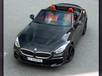 BMW  Z-Series  4  2022  Automatic  18,000 Km  4 Cylinder  Rear Wheel Drive (RWD)  Convertible  Black  With Warranty