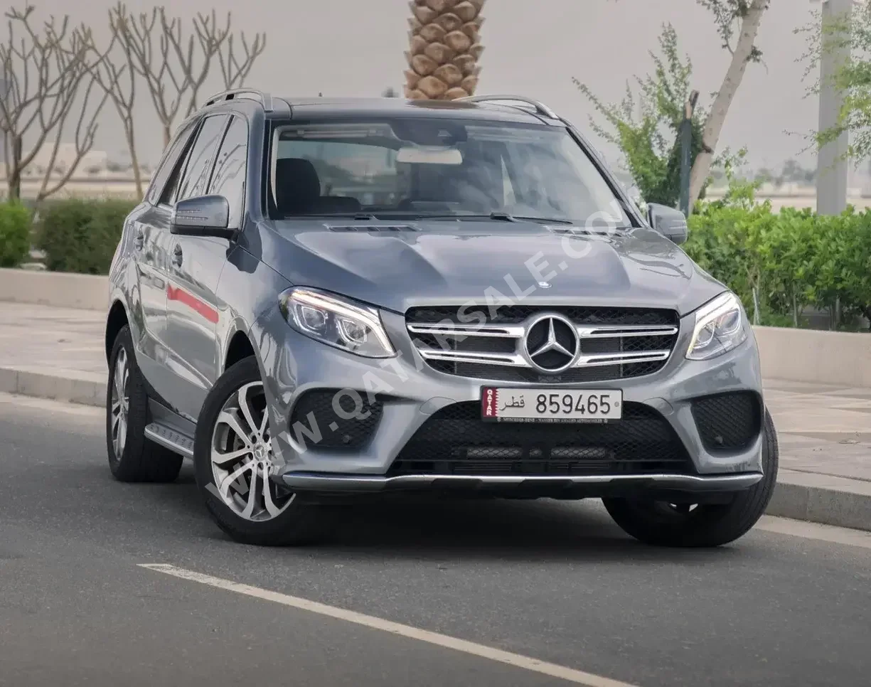 Mercedes-Benz  GLE  400  2017  Automatic  110,000 Km  6 Cylinder  Four Wheel Drive (4WD)  SUV  Gray