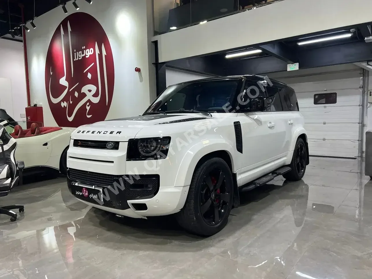  Land Rover  Defender  110 HSE  2022  Automatic  63,000 Km  6 Cylinder  Four Wheel Drive (4WD)  SUV  White  With Warranty