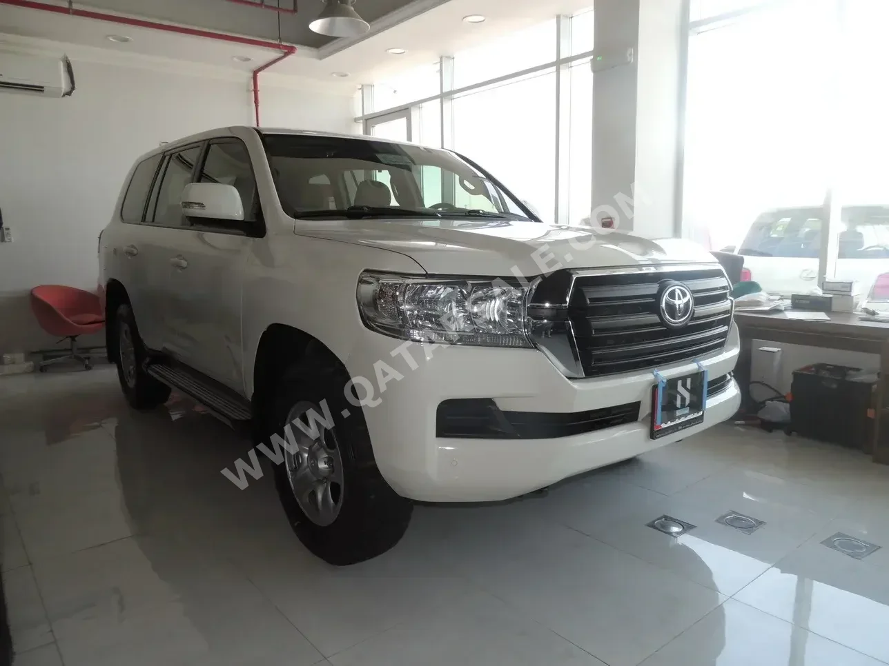 Toyota  Land Cruiser  G  2021  Automatic  66,600 Km  6 Cylinder  Four Wheel Drive (4WD)  SUV  White