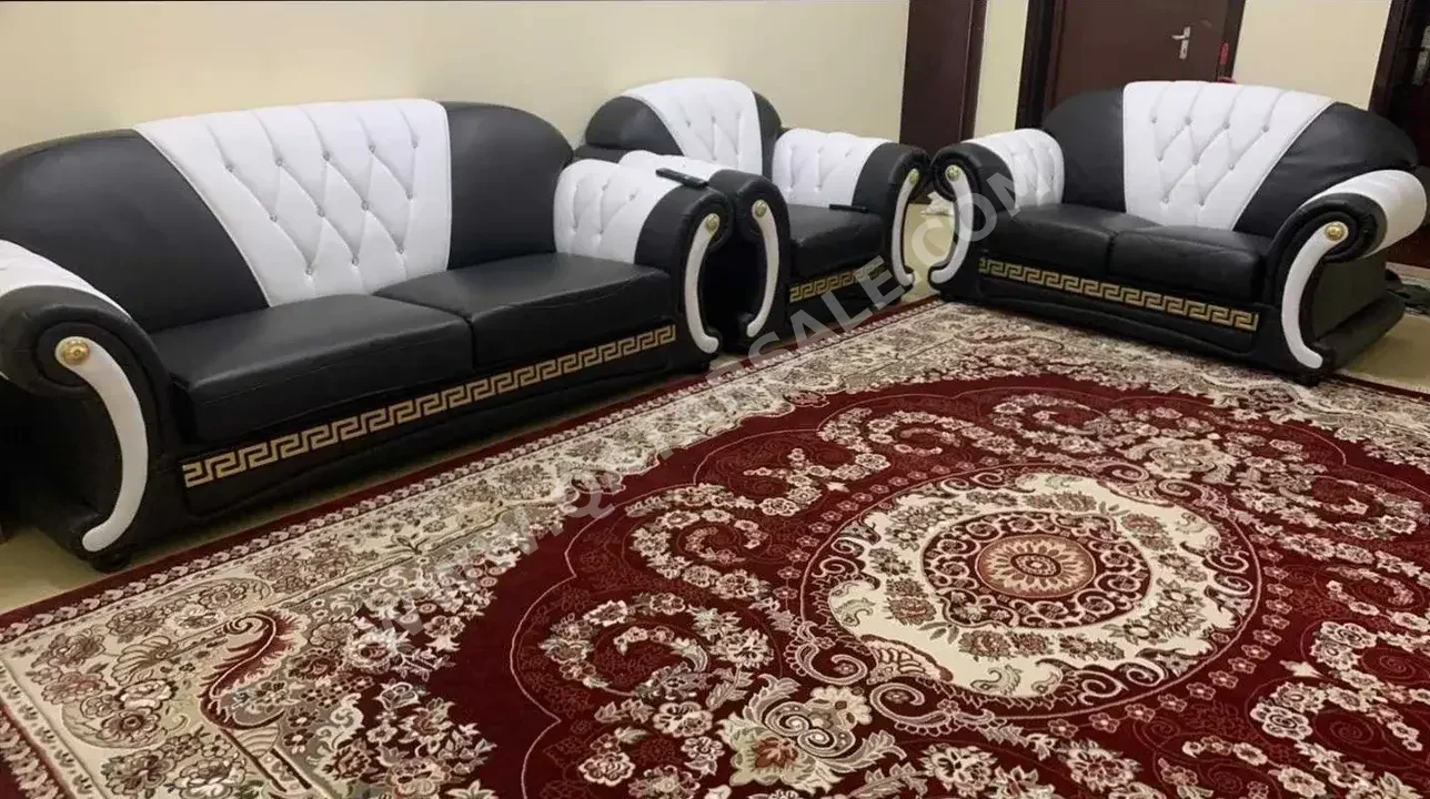 Sofas, Couches & Chairs Sofa Set  Black  With Table