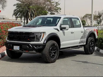 Ford  Raptor  R  2023  Automatic  0 Km  8 Cylinder  Four Wheel Drive (4WD)  Pick Up  White and Gray  With Warranty