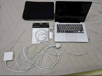 Laptops Apple  - MacBook Pro 13 Inch  2010  - Silver  - MacOS  - Intel  - Core i5  -Memory (Ram): 4 GB