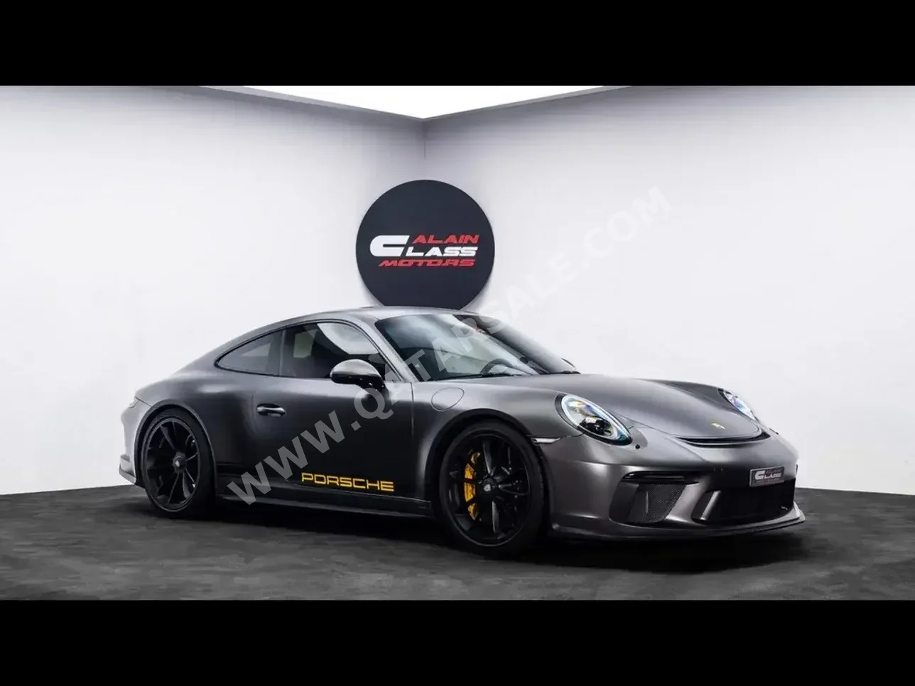 Porsche  911  GT3 Touring  2018  Automatic  14,081 Km  6 Cylinder  Rear Wheel Drive (RWD)  Coupe / Sport  Gray