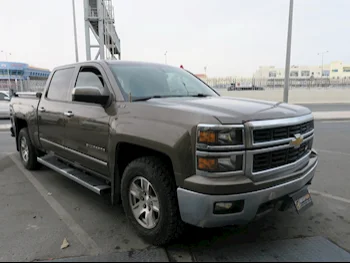 Chevrolet  Silverado  LT  2014  Automatic  260,000 Km  8 Cylinder  Four Wheel Drive (4WD)  Pick Up  Gray
