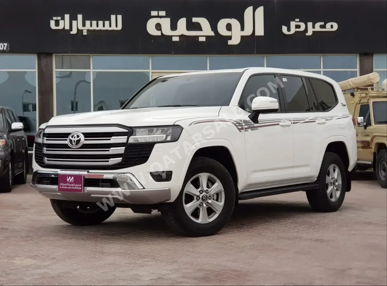Toyota  Land Cruiser  GXR Twin Turbo  2022  Automatic  20,000 Km  6 Cylinder  Four Wheel Drive (4WD)  SUV  White  With Warranty