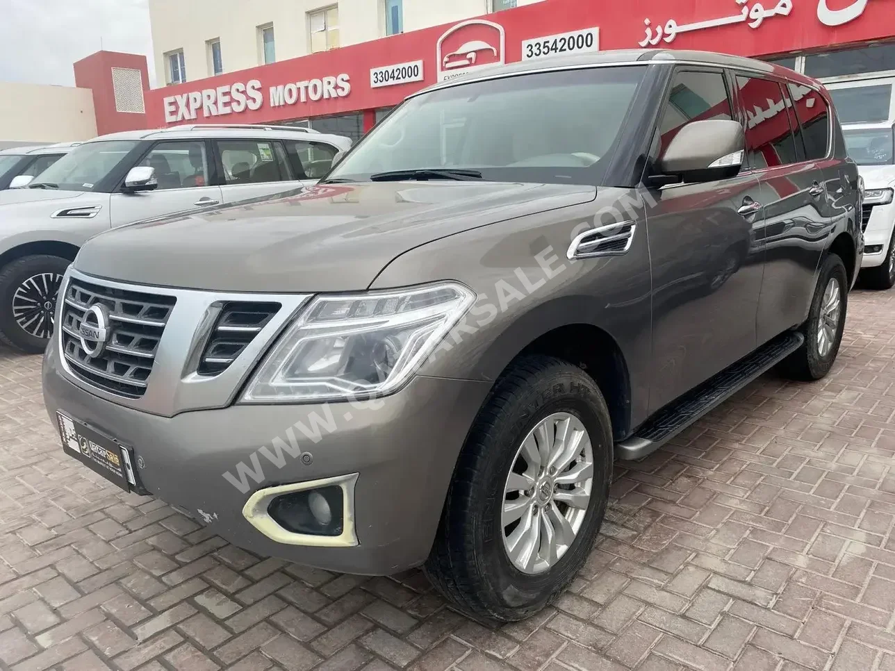 Nissan  Patrol  SE  2017  Automatic  175,000 Km  6 Cylinder  Four Wheel Drive (4WD)  SUV  Brown