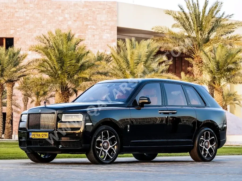 Rolls-Royce  Cullinan  Lexury  Black  2022