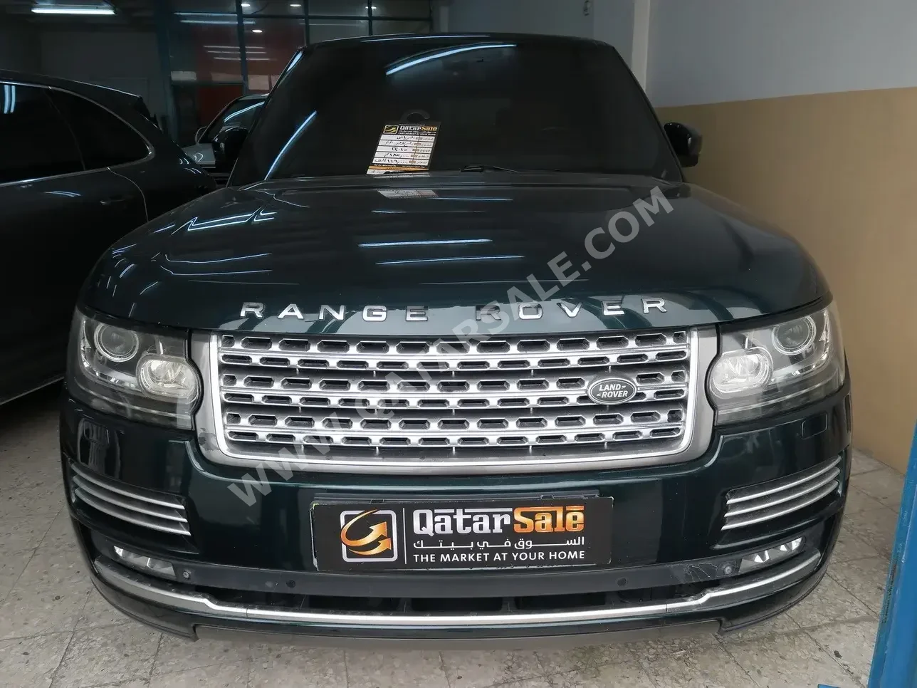 Land Rover  Range Rover  Vogue  Autobiography  2015  Automatic  182,000 Km  8 Cylinder  Four Wheel Drive (4WD)  SUV  Black