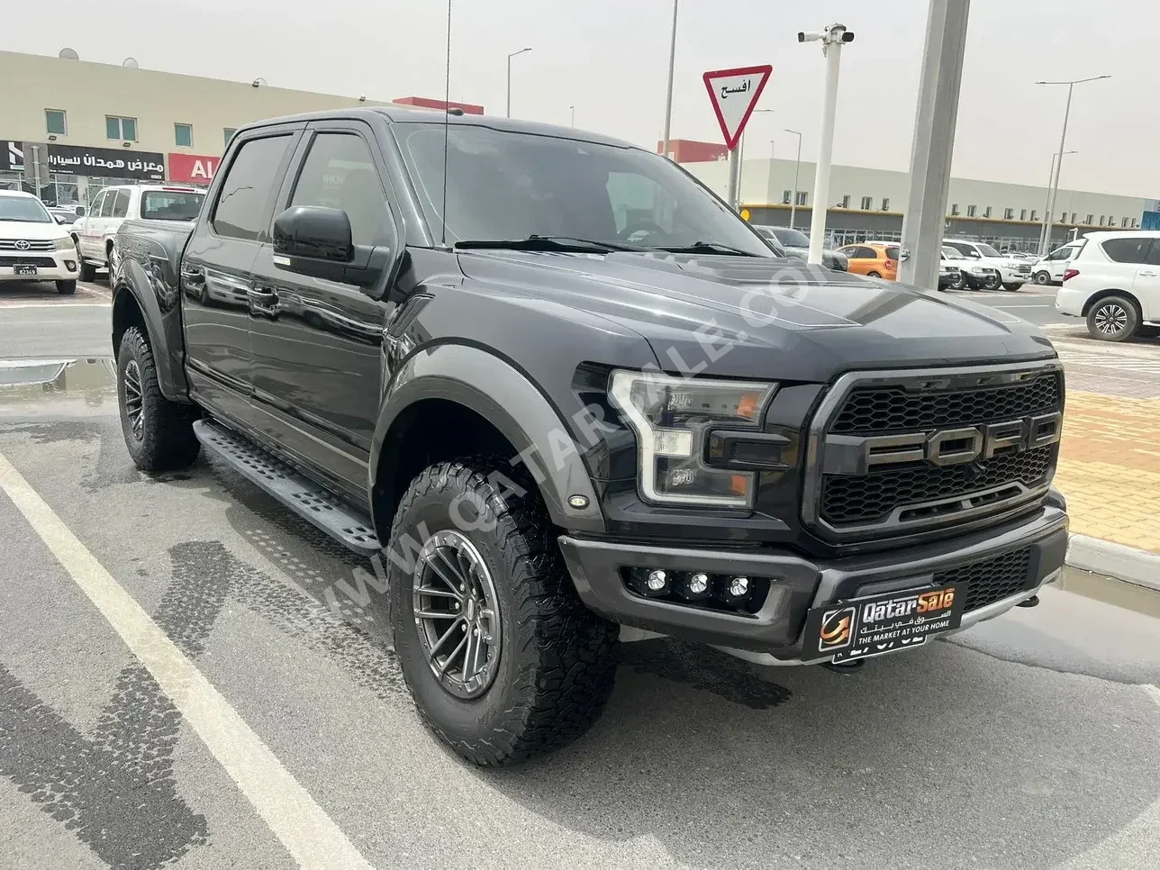 Ford  Raptor  2019  Automatic  62,000 Km  6 Cylinder  Four Wheel Drive (4WD)  Pick Up  Black
