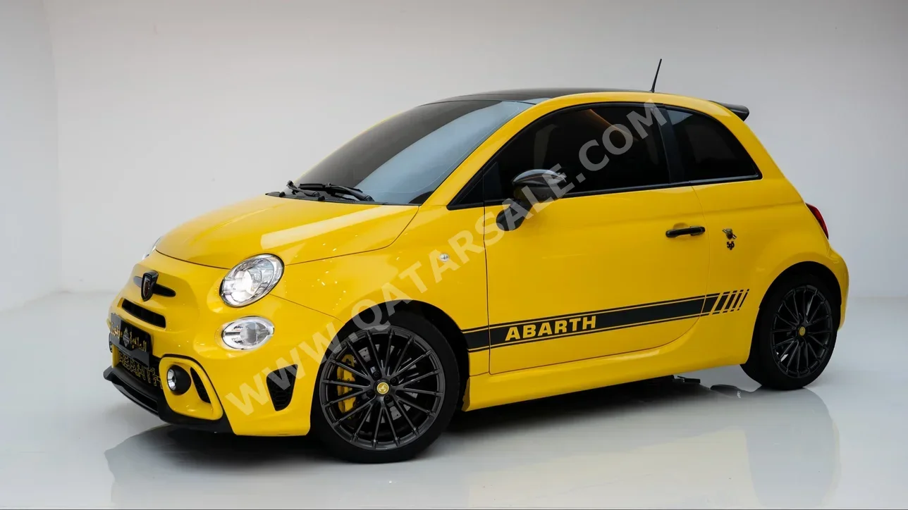 Fiat  595  Abarth  2022  Automatic  22,000 Km  4 Cylinder  Front Wheel Drive (FWD)  Hatchback  Yellow  With Warranty