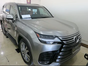 Lexus  LX  600 VIP  2023  Automatic  0 Km  6 Cylinder  Four Wheel Drive (4WD)  SUV  Silver  With Warranty
