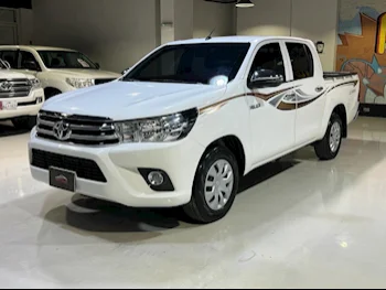 Toyota  Hilux  2019  Automatic  143,000 Km  4 Cylinder  Four Wheel Drive (4WD)  Pick Up  White