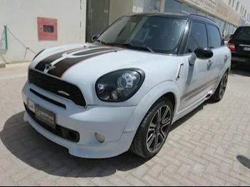 Mini  Cooper  Works  2013  Automatic  107,000 Km  4 Cylinder  Front Wheel Drive (FWD)  Hatchback  White