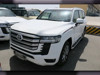 Toyota  Land Cruiser  GXR Twin Turbo  2023  Automatic  2,000 Km  6 Cylinder  Four Wheel Drive (4WD)  SUV  White  With Warranty