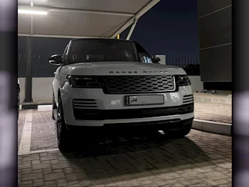 Land Rover  Range Rover  Vogue SE Super charged  2020  Automatic  98,000 Km  8 Cylinder  Four Wheel Drive (4WD)  SUV  White  With Warranty