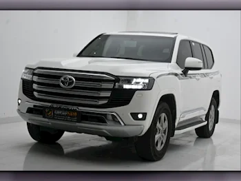 Toyota  Land Cruiser  GXR Twin Turbo  2022  Automatic  85,000 Km  6 Cylinder  Four Wheel Drive (4WD)  SUV  White  With Warranty