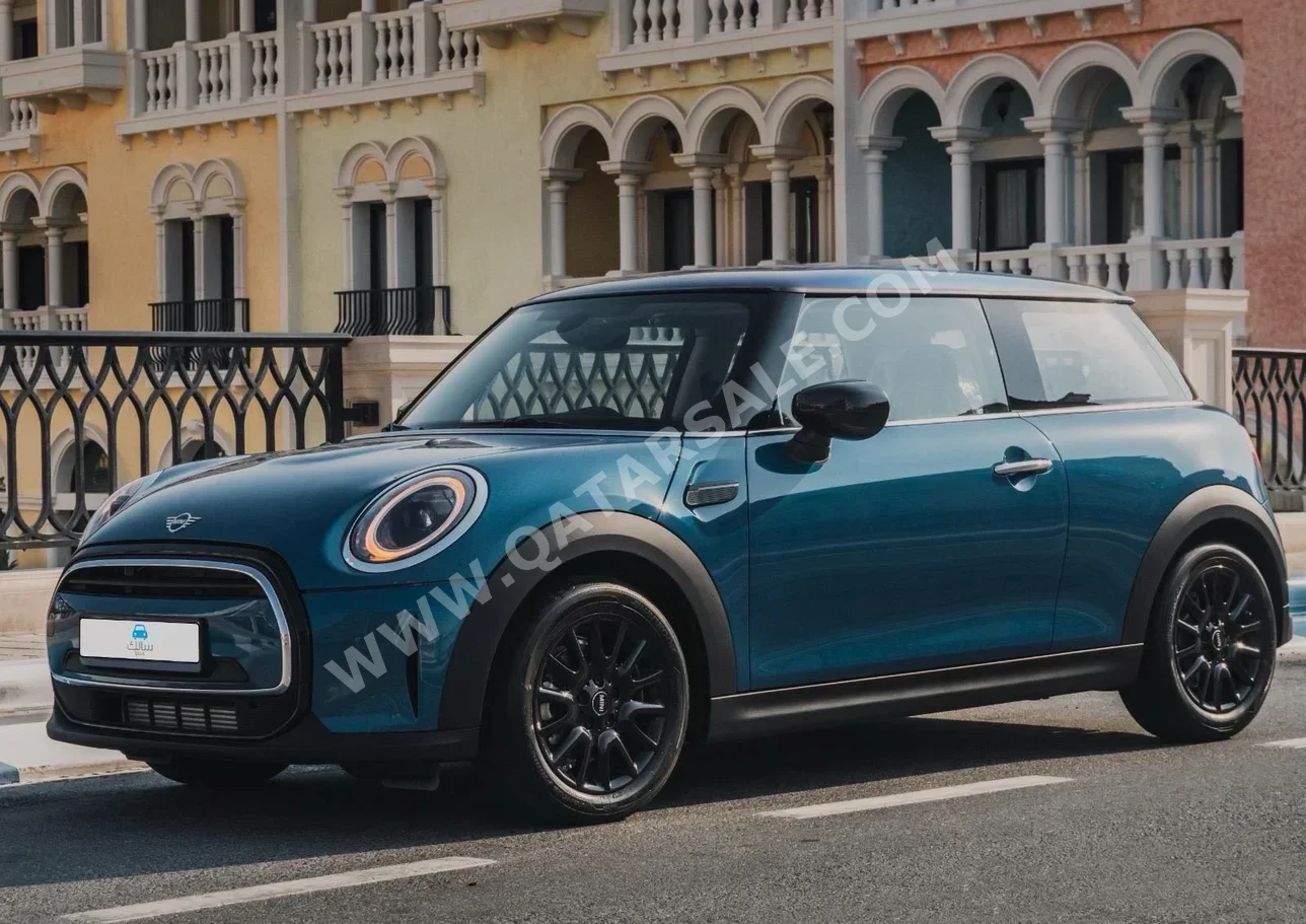 Mini  Cooper  3 Cylinder  Sport / Coupe  Blue  2022