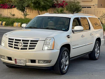 Cadillac  Escalade  2008  Automatic  207,000 Km  8 Cylinder  Four Wheel Drive (4WD)  SUV  White