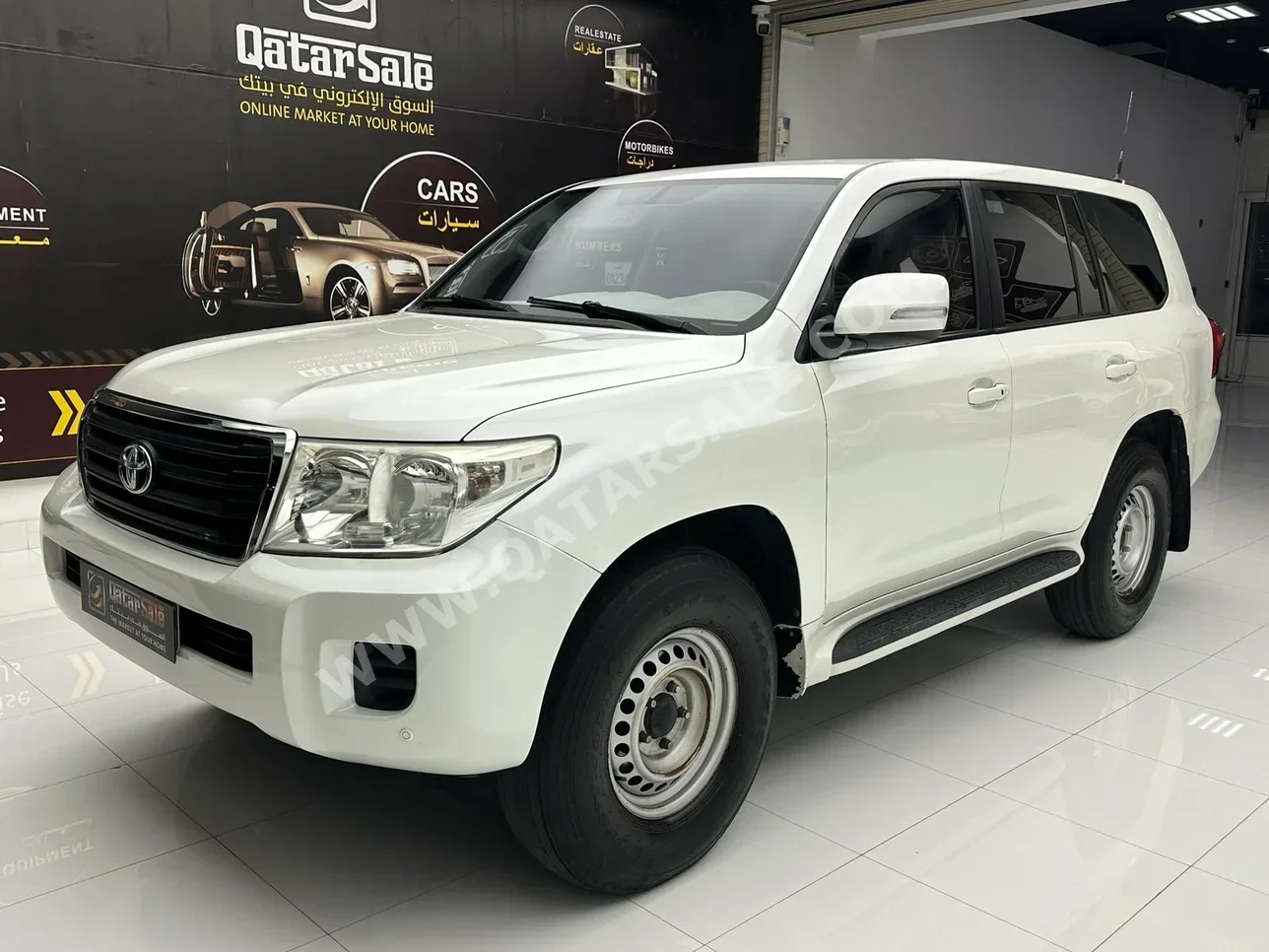 Toyota  Land Cruiser  G  2014  Automatic  360,000 Km  6 Cylinder  Four Wheel Drive (4WD)  SUV  White