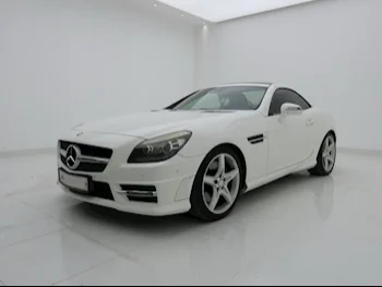 Mercedes-Benz  SLK  200  2015  Automatic  94,000 Km  4 Cylinder  Front Wheel Drive (FWD)  Convertible  White