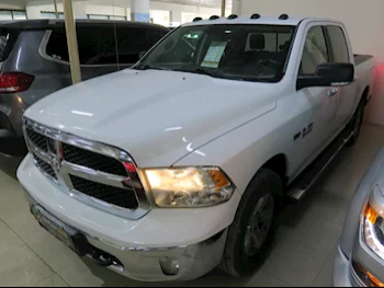 Dodge  Ram  2017  Automatic  200,000 Km  8 Cylinder  Four Wheel Drive (4WD)  Pick Up  White