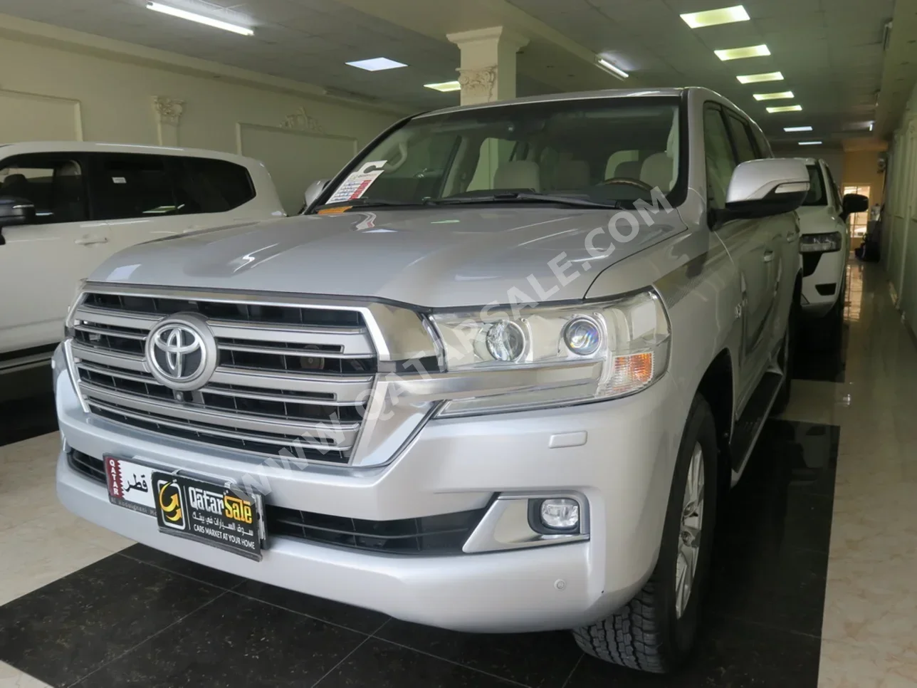  Toyota  Land Cruiser  VXR  2020  Automatic  128,000 Km  8 Cylinder  Four Wheel Drive (4WD)  SUV  Silver  With Warranty