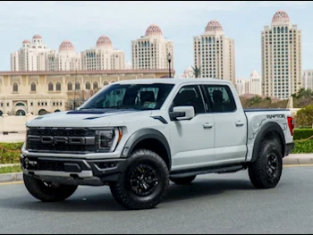 Ford  Raptor  2023  Automatic  16,600 Km  6 Cylinder  Four Wheel Drive (4WD)  Pick Up  Silver  With Warranty