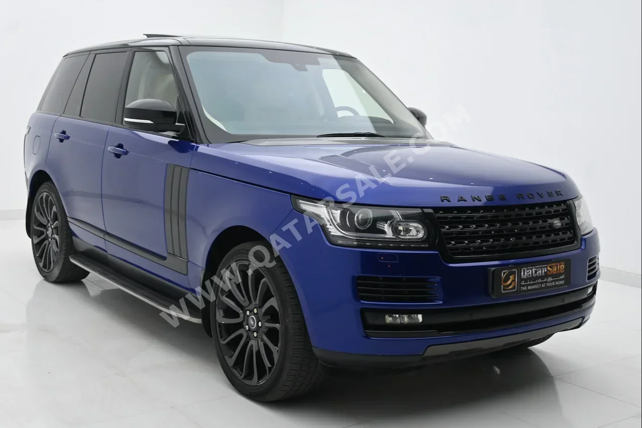 Land Rover  Range Rover  Vogue  2014  Automatic  165,000 Km  8 Cylinder  Four Wheel Drive (4WD)  SUV  Blue