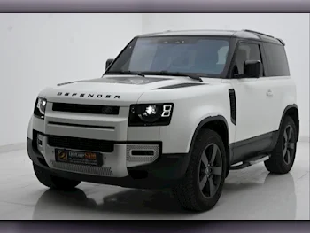 Land Rover  Defender  90 HSE  2022  Automatic  41,000 Km  6 Cylinder  Four Wheel Drive (4WD)  SUV  White Matte  With Warranty