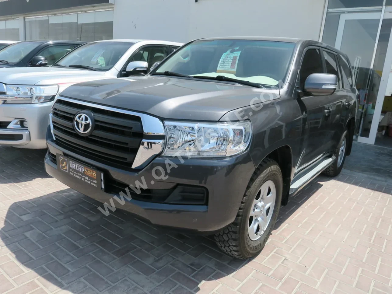 Toyota  Land Cruiser  G  2020  Automatic  69,000 Km  6 Cylinder  Four Wheel Drive (4WD)  SUV  Gray