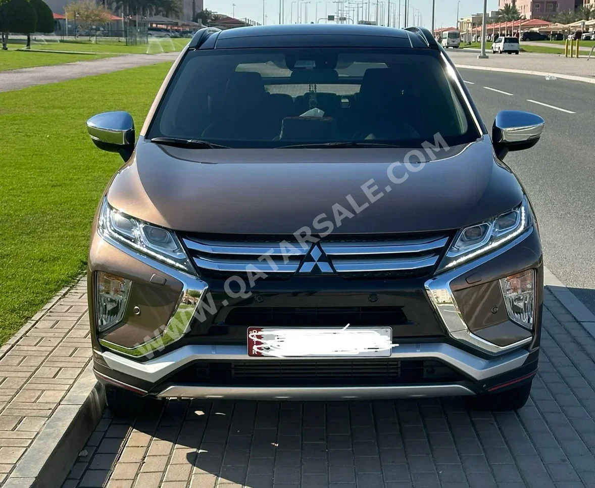 Mitsubishi  Eclipse  Cross Highline  2020  Automatic  94,000 Km  4 Cylinder  Front Wheel Drive (FWD)  SUV  Brown