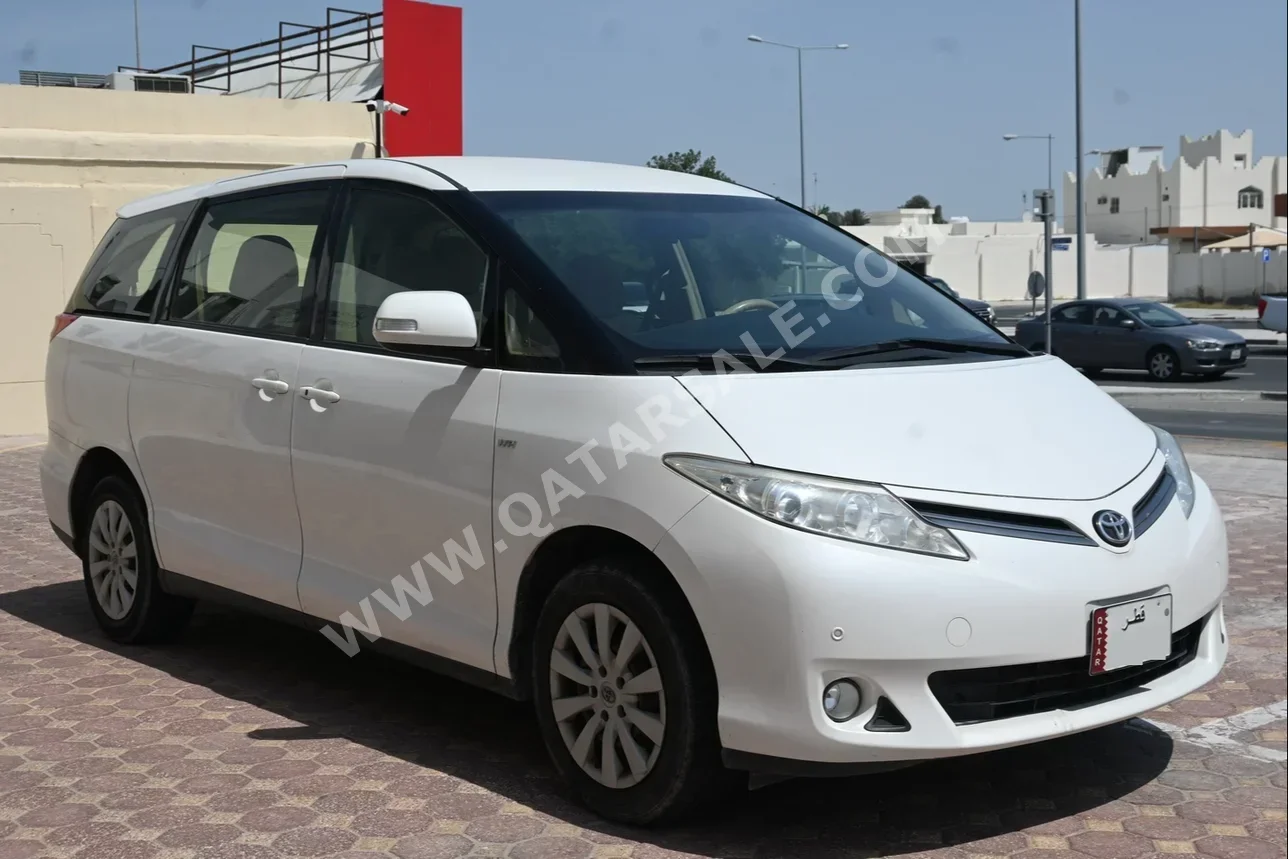 Toyota  Previa  2017  Automatic  214,000 Km  4 Cylinder  Front Wheel Drive (FWD)  Van / Bus  White