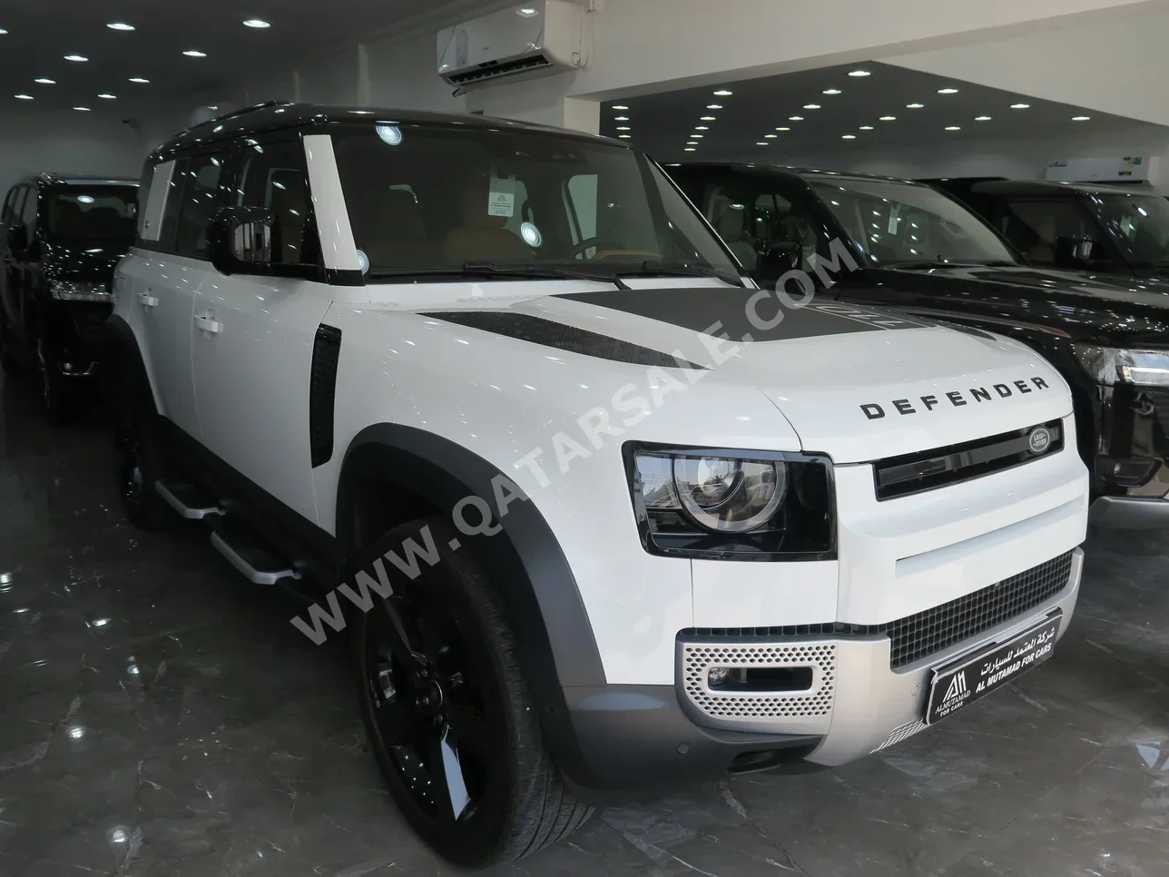 Land Rover  Defender  110  2023  Automatic  39,000 Km  6 Cylinder  Four Wheel Drive (4WD)  SUV  White  With Warranty